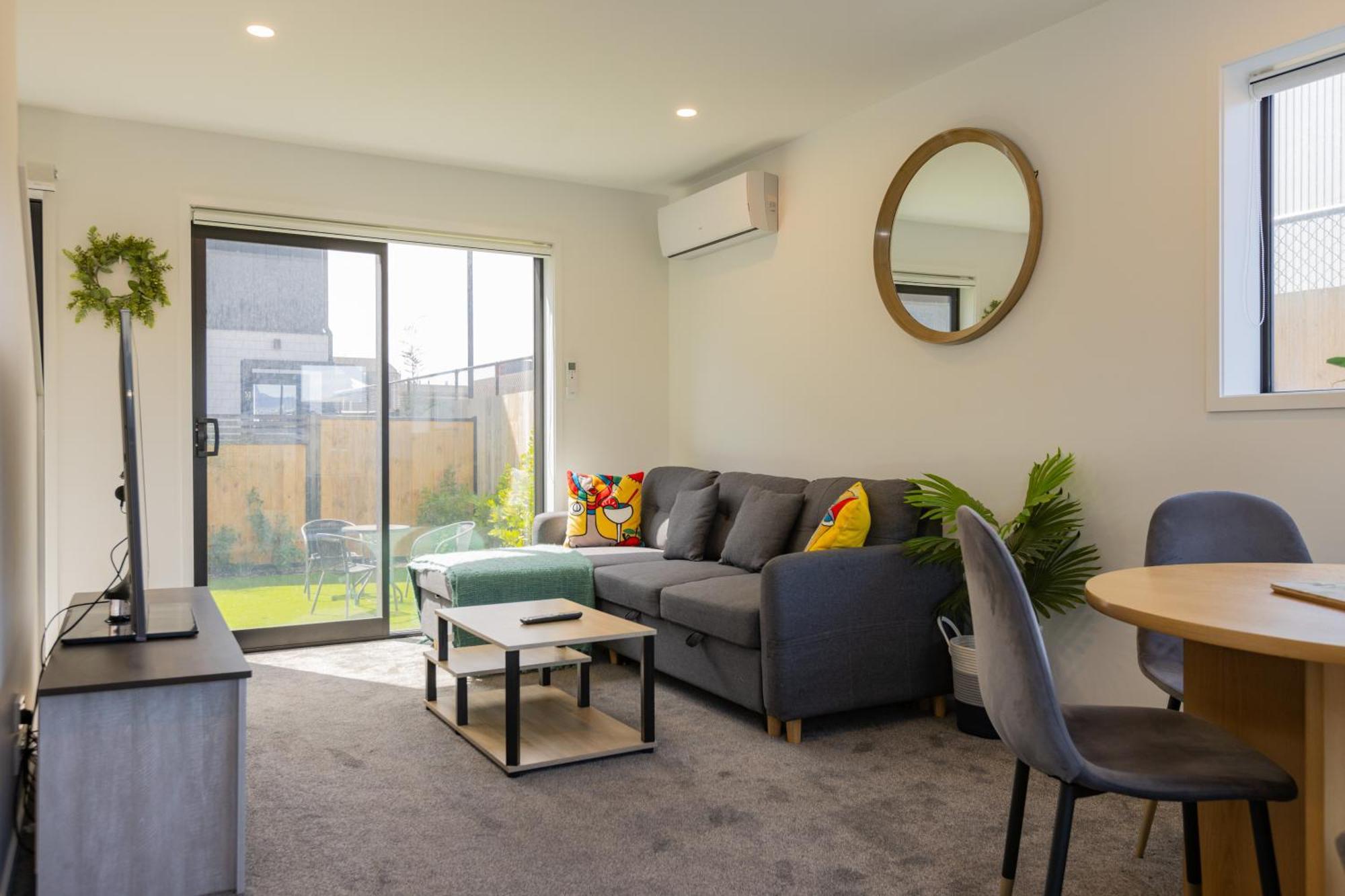 Luxury 2 Bedroom Townhouse By Hagley Park In Cbd クライストチャーチ エクステリア 写真