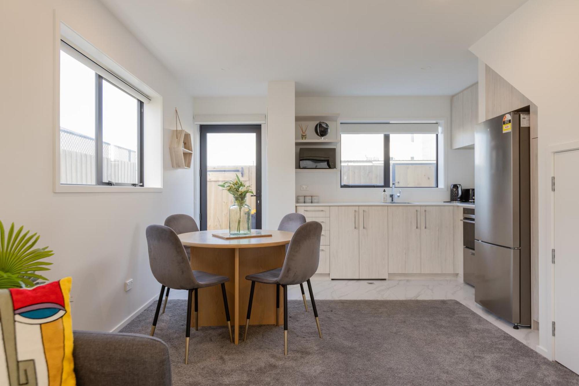 Luxury 2 Bedroom Townhouse By Hagley Park In Cbd クライストチャーチ エクステリア 写真